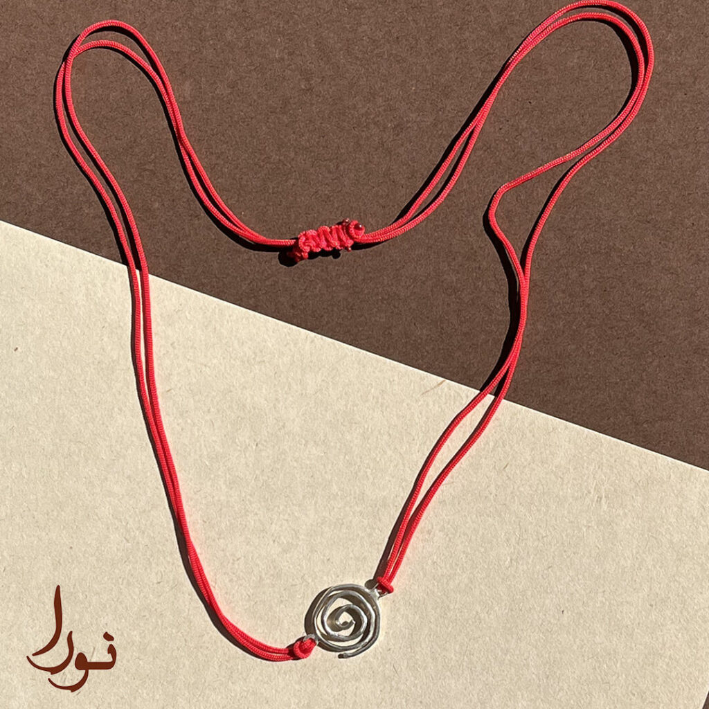 گردنبند مارپیچ